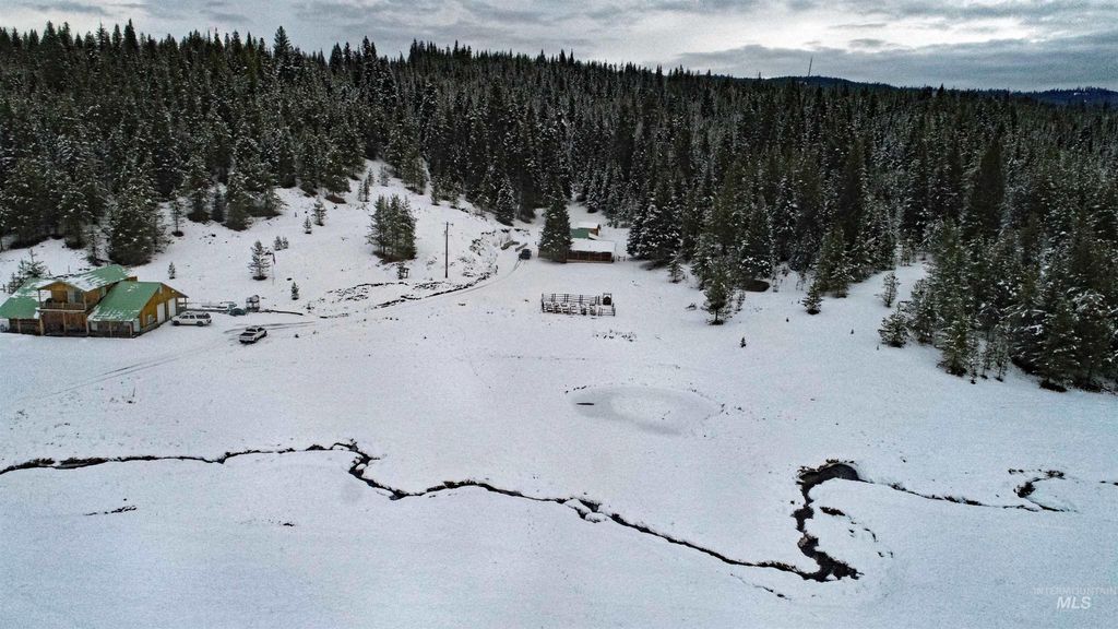 158 Little Elk Lane, Elk City, ID 83525