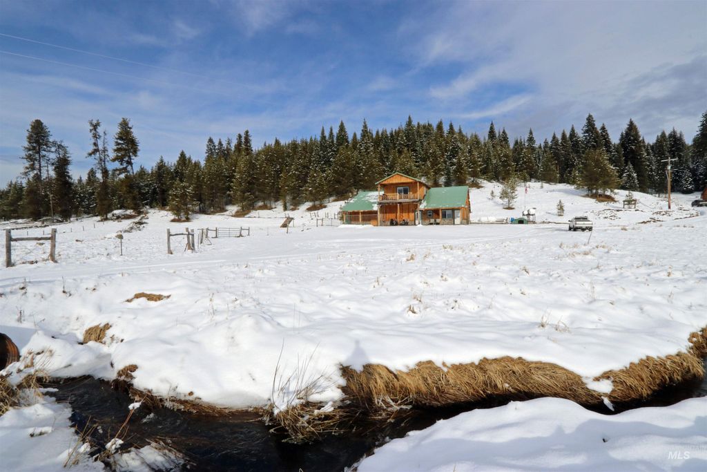 158 Little Elk Lane, Elk City, ID 83525 photo 2