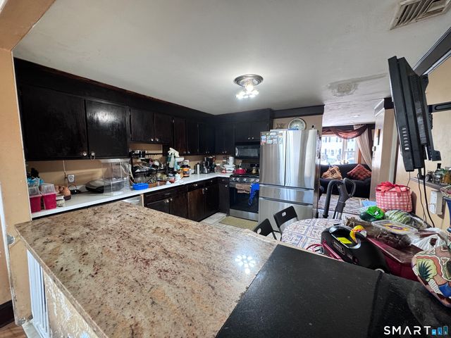 214 York Road, Fairfield, CT 06825