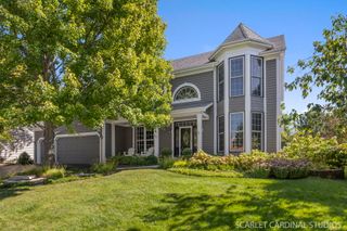 44 Marywood Trail, Wheaton, IL 60189