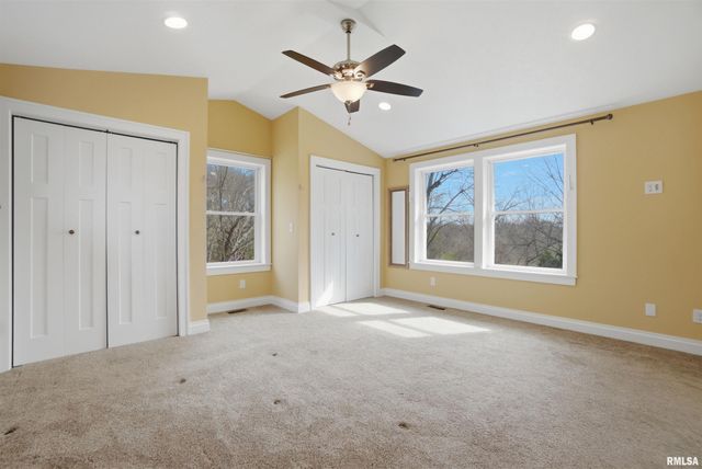 3612 N HARVARD Avenue, Peoria, IL 61614