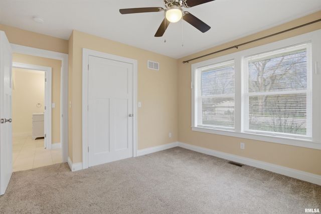 3612 N HARVARD Avenue, Peoria, IL 61614