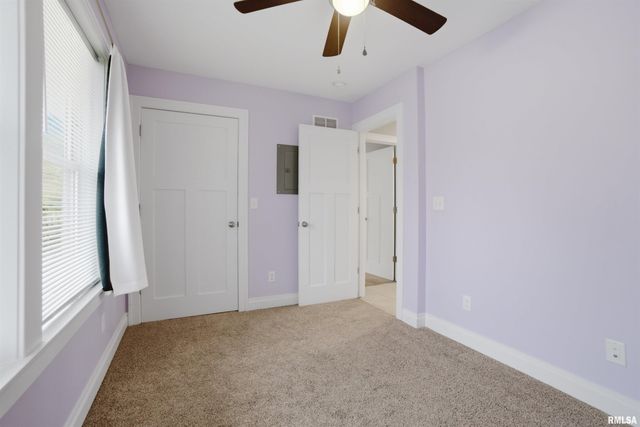 3612 N HARVARD Avenue, Peoria, IL 61614