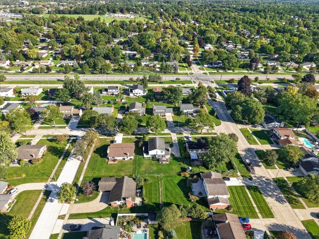 36523 Whitcomb Street, Livonia, MI 48154