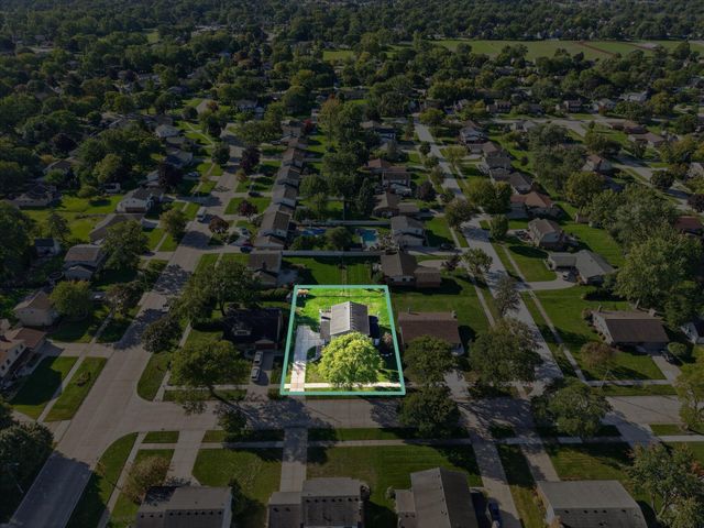 36523 Whitcomb Street, Livonia, MI 48154