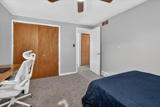 36523 Whitcomb Street, Livonia, MI 48154