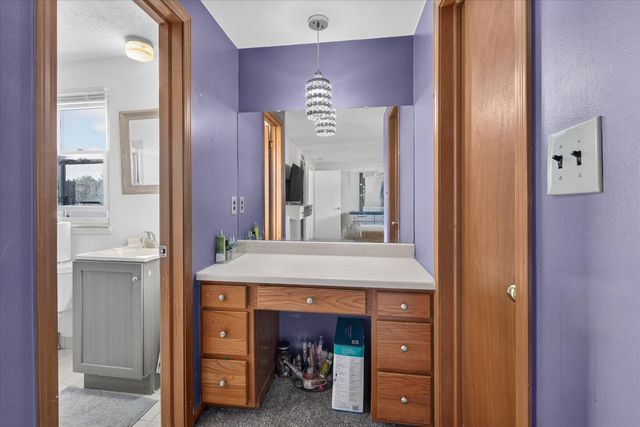 36523 Whitcomb Street, Livonia, MI 48154