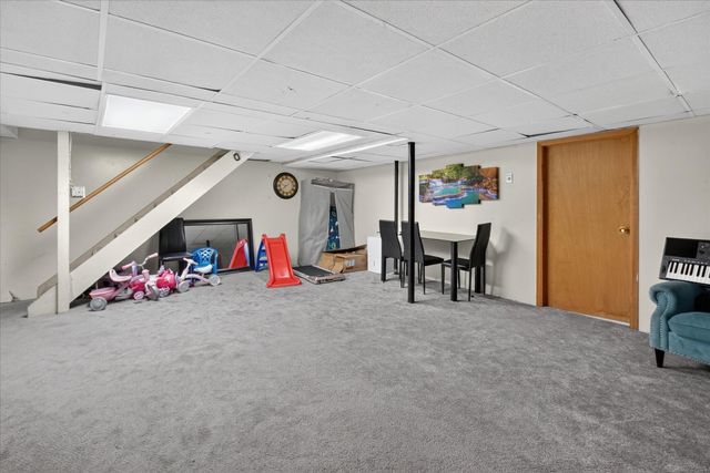 36523 Whitcomb Street, Livonia, MI 48154