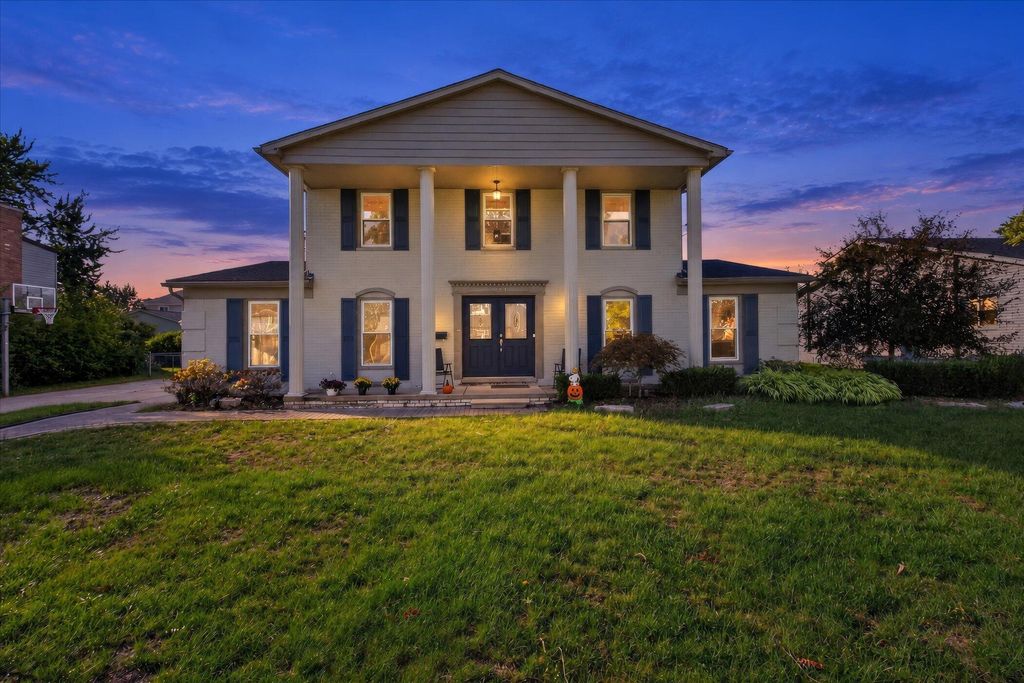36523 Whitcomb Street, Livonia, MI 48154