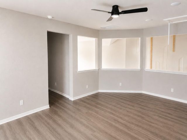 13726 Duro Bluff Drive, Cypress, TX 77429