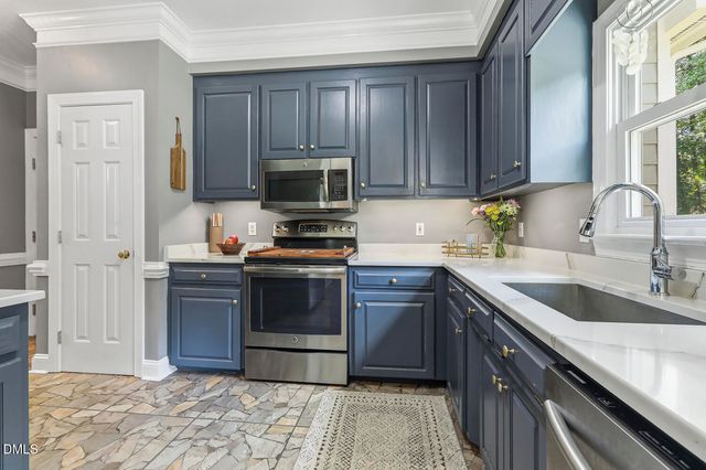 5104 Steuben Place, Fuquay Varina, NC 27526