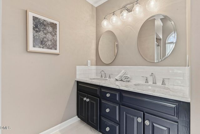 5104 Steuben Place, Fuquay Varina, NC 27526