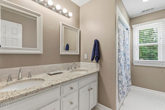 5104 Steuben Place, Fuquay Varina, NC 27526