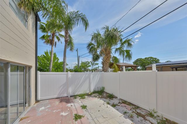 11916 133RD AVENUE, Largo, FL 33778