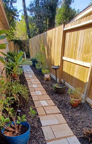 8203 Roebourne Lane, Houston, TX 77070