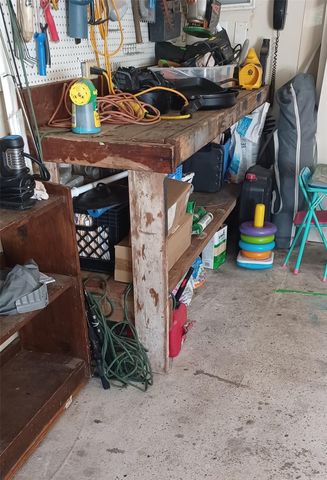 8203 Roebourne Lane, Houston, TX 77070