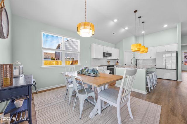 215 Whalebone Avenue, Wilmington, NC 28411