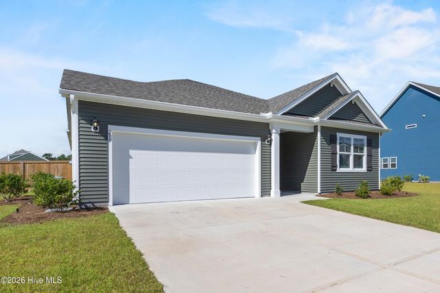 215 Whalebone Avenue, Wilmington, NC 28411