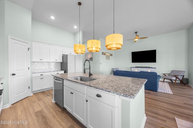 215 Whalebone Avenue, Wilmington, NC 28411