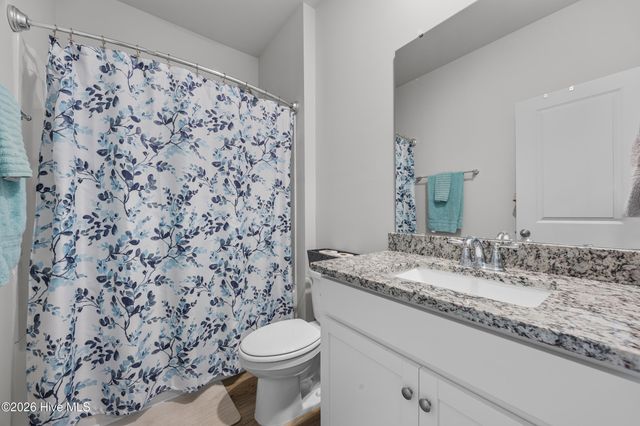 215 Whalebone Avenue, Wilmington, NC 28411
