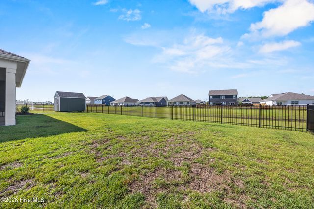 215 Whalebone Avenue, Wilmington, NC 28411
