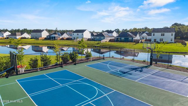 215 Whalebone Avenue, Wilmington, NC 28411