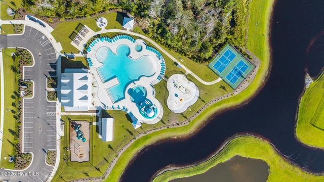 215 Whalebone Avenue, Wilmington, NC 28411