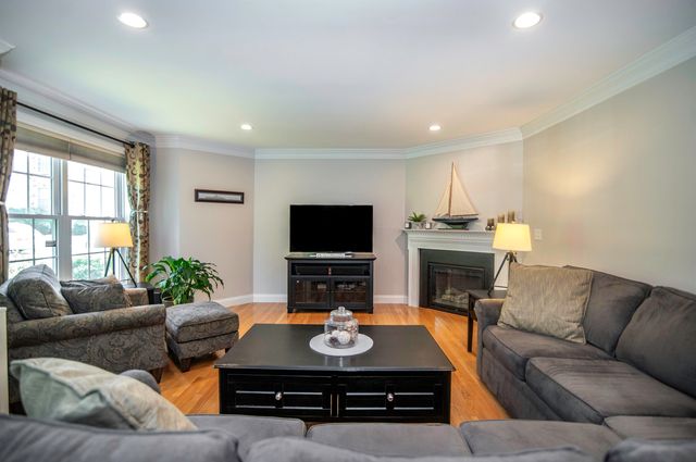39A Albacore Way A, Portsmouth, NH 03801