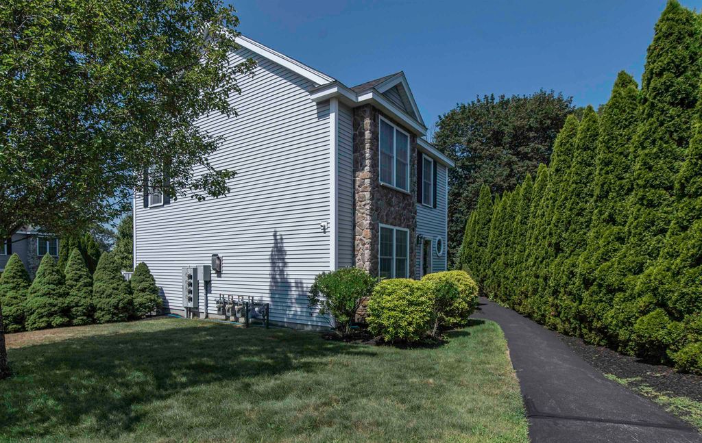 39A Albacore Way A, Portsmouth, NH 03801