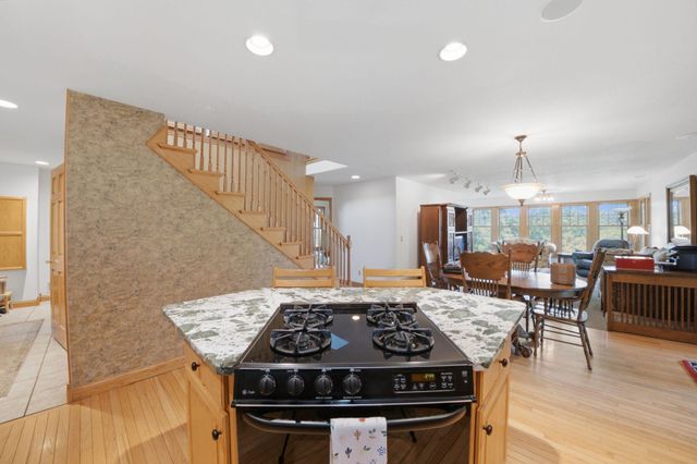3020 Oakdale Drive, Pine Springs, MN 55115