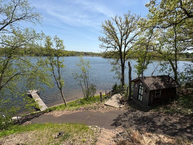 3020 Oakdale Drive, Pine Springs, MN 55115