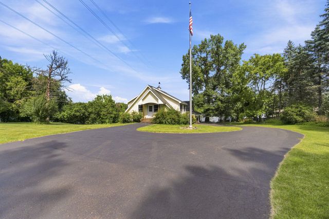 3020 Oakdale Drive, Pine Springs, MN 55115