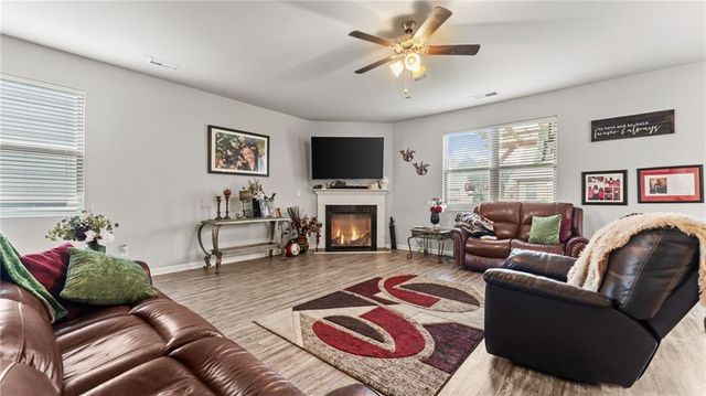 1325 Brookstone Lake Drive, Conyers, GA 30012