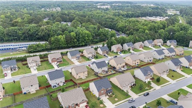 1325 Brookstone Lake Drive, Conyers, GA 30012