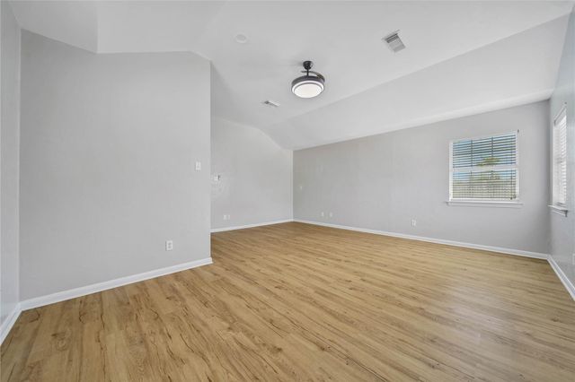 307 Lawrence Street, Tomball, TX 77375