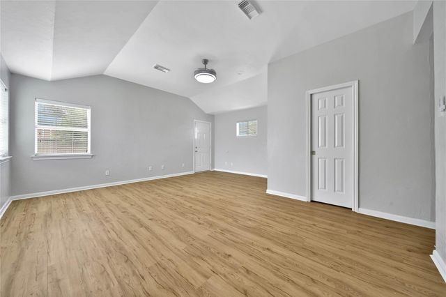 307 Lawrence Street, Tomball, TX 77375