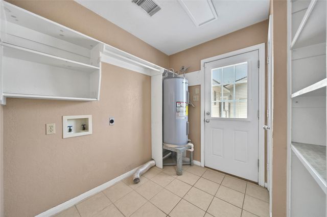 307 Lawrence Street, Tomball, TX 77375