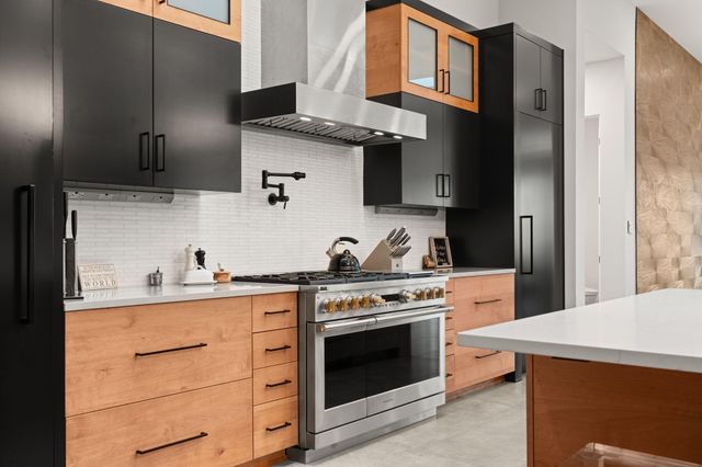 10140 Masters Drive NE, Albuquerque, NM 87111