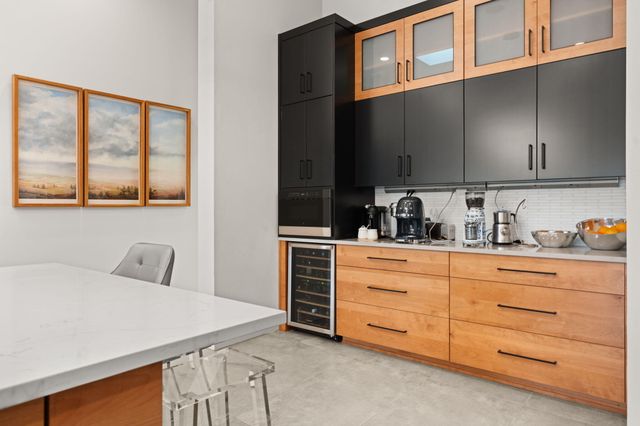 10140 Masters Drive NE, Albuquerque, NM 87111