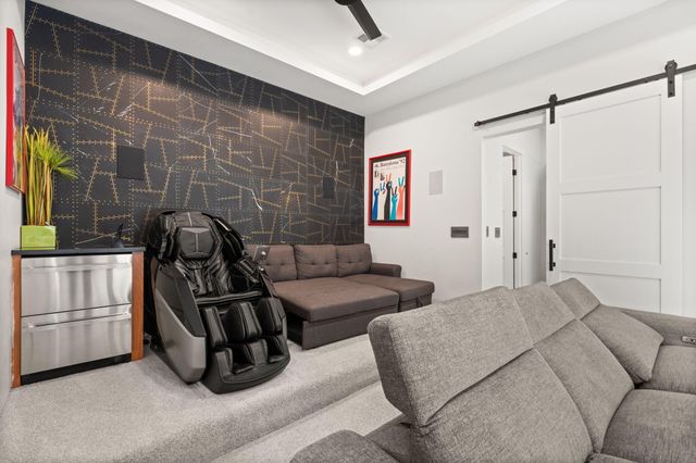 10140 Masters Drive NE, Albuquerque, NM 87111