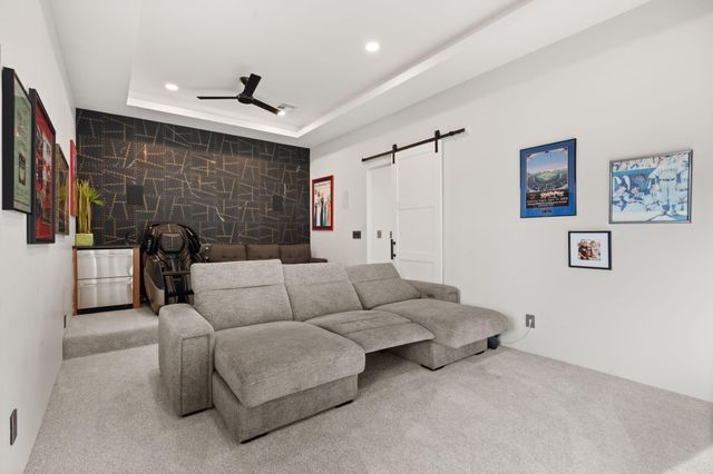 10140 Masters Drive NE, Albuquerque, NM 87111