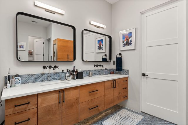 10140 Masters Drive NE, Albuquerque, NM 87111