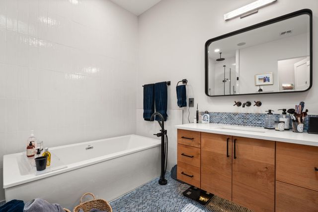 10140 Masters Drive NE, Albuquerque, NM 87111