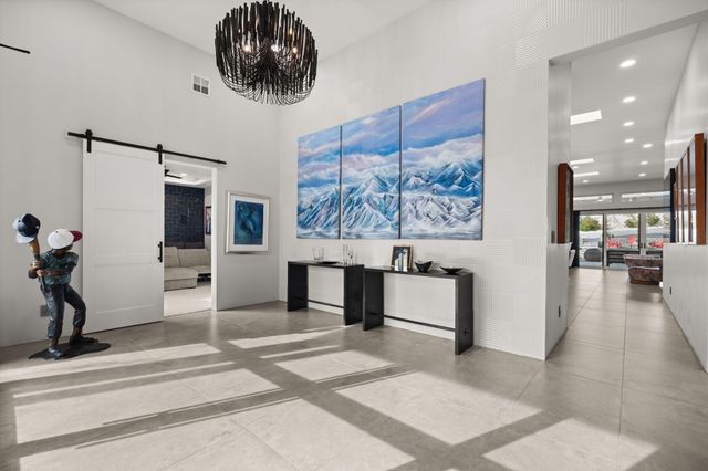 10140 Masters Drive NE, Albuquerque, NM 87111