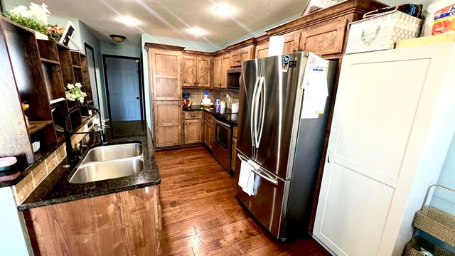 1204 Aaron Avenue, Monett, MO 65708