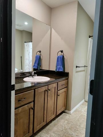 1204 Aaron Avenue, Monett, MO 65708