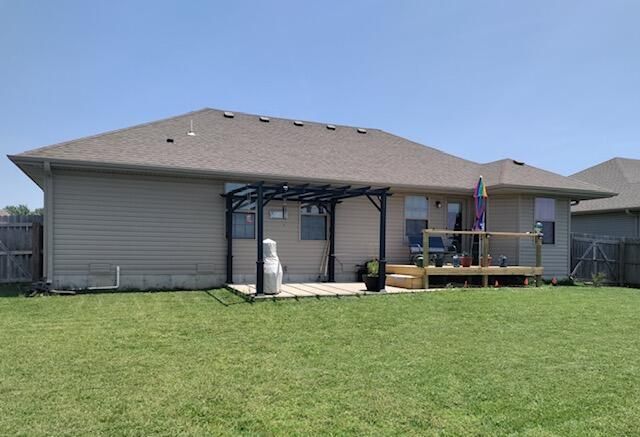 1204 Aaron Avenue, Monett, MO 65708