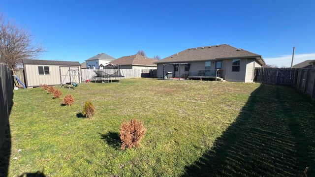 1204 Aaron Avenue, Monett, MO 65708