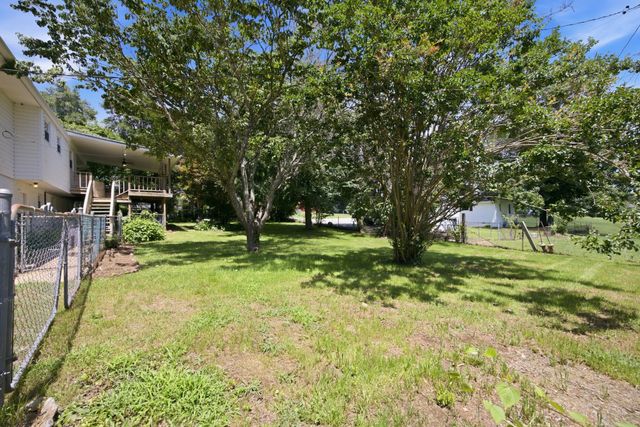 9103 Ole Farm Ln, Harrison, TN 37341