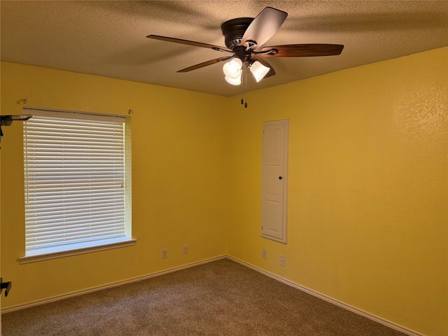 928 Rosebud Drive, Azle, TX 76020